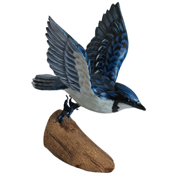 Handcrafted Blue Jay Bird Figurine On Wooden Base - Picture 6 of 12